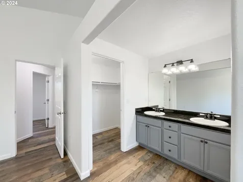 2504 Green Court Forest Grove OR 97116