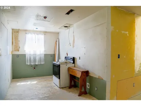 1006 SW Isham Street Grants Pass OR 97526