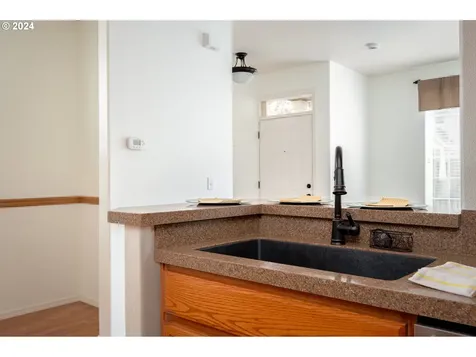 1643 Sw San Mateo Terrace Beaverton OR 97003