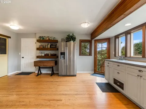 4508 Ne 174th Street Vancouver WA 98686