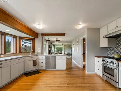 4508 Ne 174th Street Vancouver WA 98686