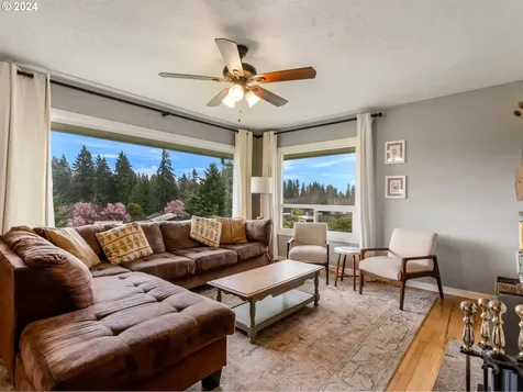 4508 Ne 174th Street Vancouver WA 98686