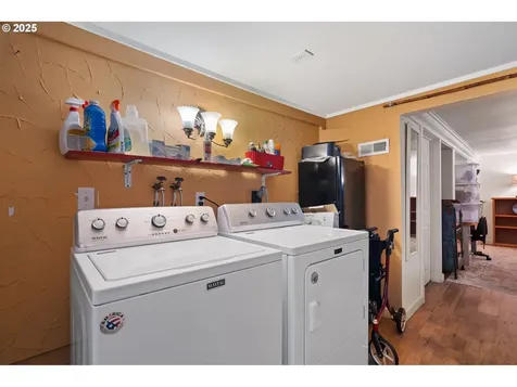 144 SE 78th Avenue Portland OR 97215