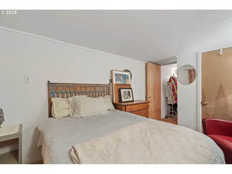 144 SE 78th Avenue Portland OR 97215