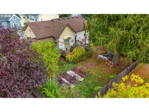 144 SE 78th Avenue Portland OR 97215