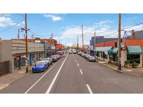 144 SE 78th Avenue Portland OR 97215