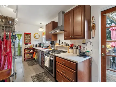 144 SE 78th Avenue Portland OR 97215