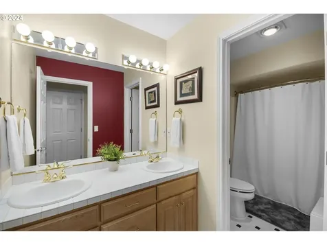 5345 Summit Street West Linn OR 97068