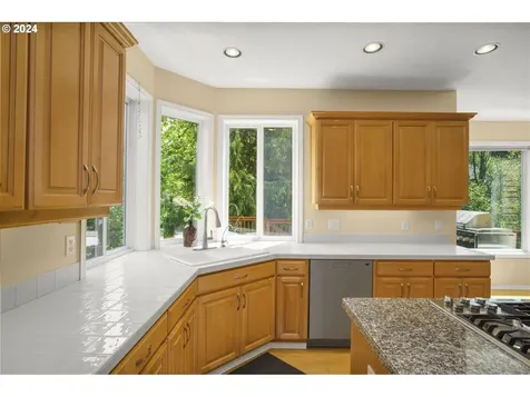 5345 Summit Street West Linn OR 97068