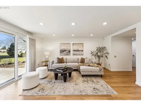 2235 NE 152nd Avenue Portland OR 97230