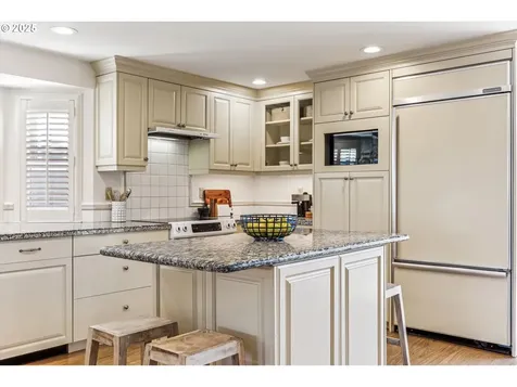 2235 NE 152nd Avenue Portland OR 97230