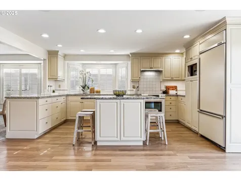 2235 NE 152nd Avenue Portland OR 97230
