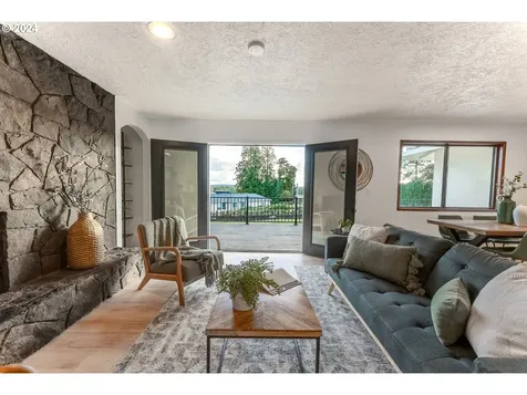 4009 SE 157th Avenue Vancouver WA 98683
