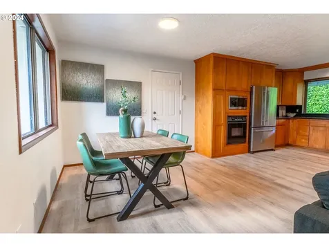 4009 SE 157th Avenue Vancouver WA 98683