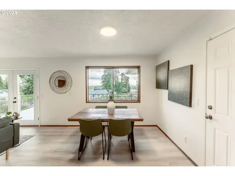 4009 SE 157th Avenue Vancouver WA 98683