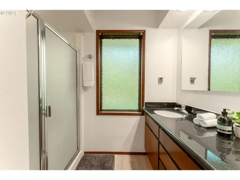 4009 SE 157th Avenue Vancouver WA 98683