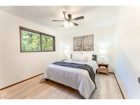 4009 SE 157th Avenue Vancouver WA 98683