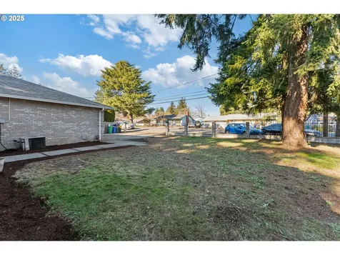 14014 SE Main Street Portland OR 97233