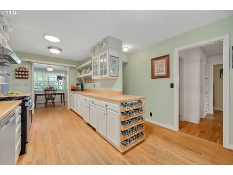 9916 Nw 11th Avenue Vancouver WA 98685