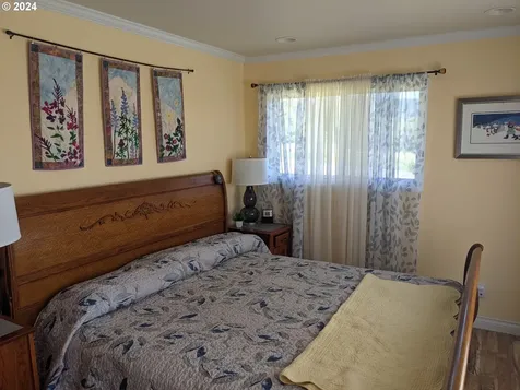 69841 Haefer Lane Cove OR 97824