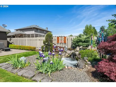 2803 Ne 147th Street Vancouver WA 98686