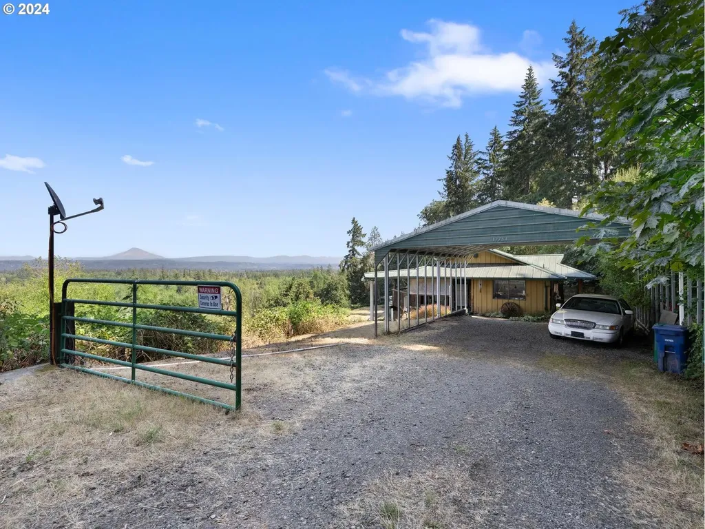 17784 S Eaden Road Oregon City OR 97045