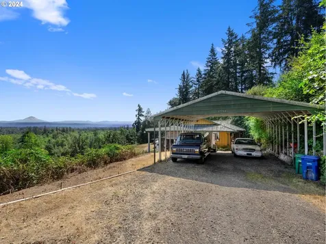 17784 S Eaden Road Oregon City OR 97045
