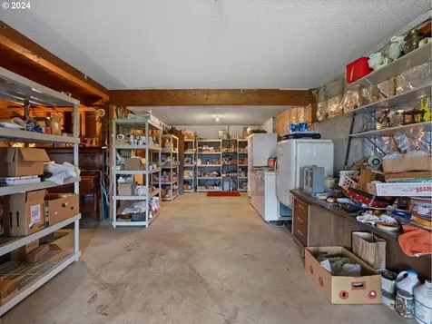 17784 S Eaden Road Oregon City OR 97045