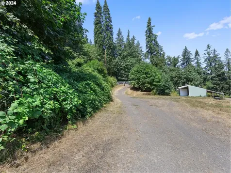 17784 S Eaden Road Oregon City OR 97045