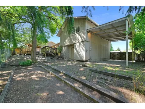 2295 Warren Street Eugene OR 97405