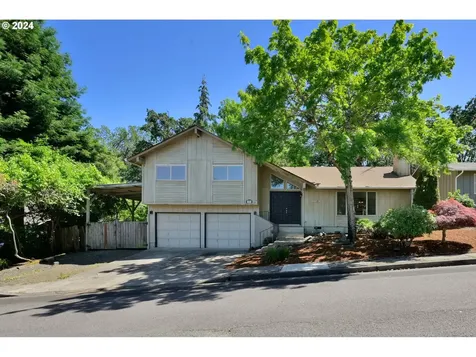 2295 Warren Street Eugene OR 97405