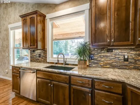 34320 NE Gable Avenue La Center WA 98629