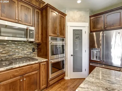 34320 NE Gable Avenue La Center WA 98629