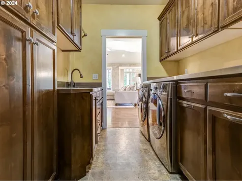 34320 NE Gable Avenue La Center WA 98629