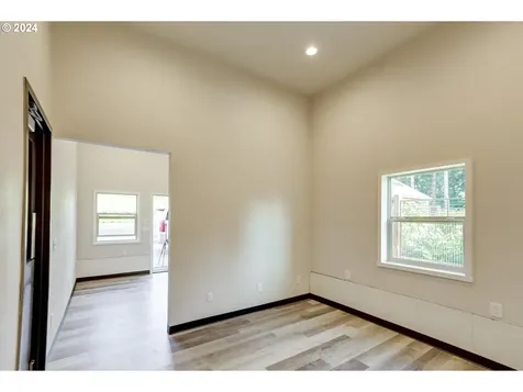 34320 NE Gable Avenue La Center WA 98629