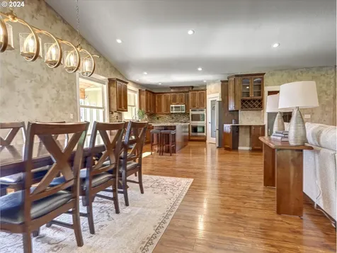 34320 NE Gable Avenue La Center WA 98629