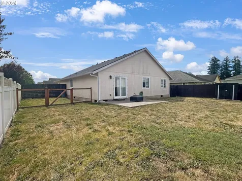 195 Holloway Drive Chehalis WA 98532
