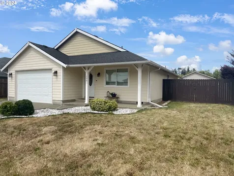 195 Holloway Drive Chehalis WA 98532