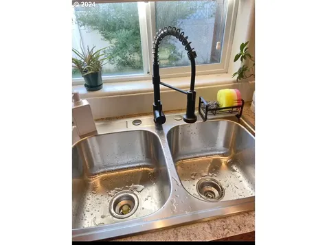 195 Holloway Drive Chehalis WA 98532