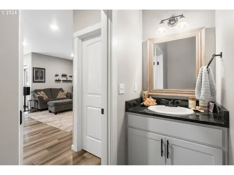 115 E H Street Vernonia OR 97064