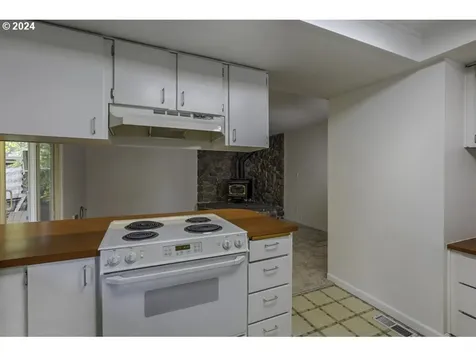 3340 SE 161st Avenue Portland OR 97236