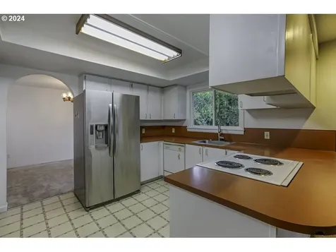 3340 SE 161st Avenue Portland OR 97236