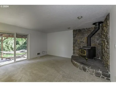 3340 SE 161st Avenue Portland OR 97236