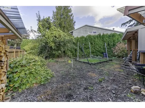 3340 SE 161st Avenue Portland OR 97236
