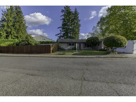 3340 SE 161st Avenue Portland OR 97236