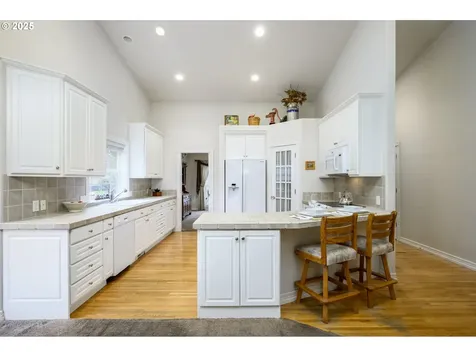 2346 NW Fendle Way Mcminnville OR 97128