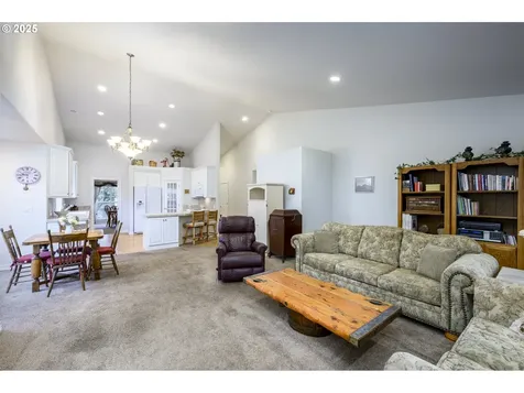2346 NW Fendle Way Mcminnville OR 97128