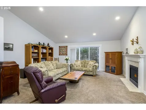 2346 NW Fendle Way Mcminnville OR 97128