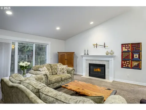 2346 NW Fendle Way Mcminnville OR 97128