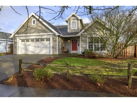 2346 NW Fendle Way Mcminnville OR 97128